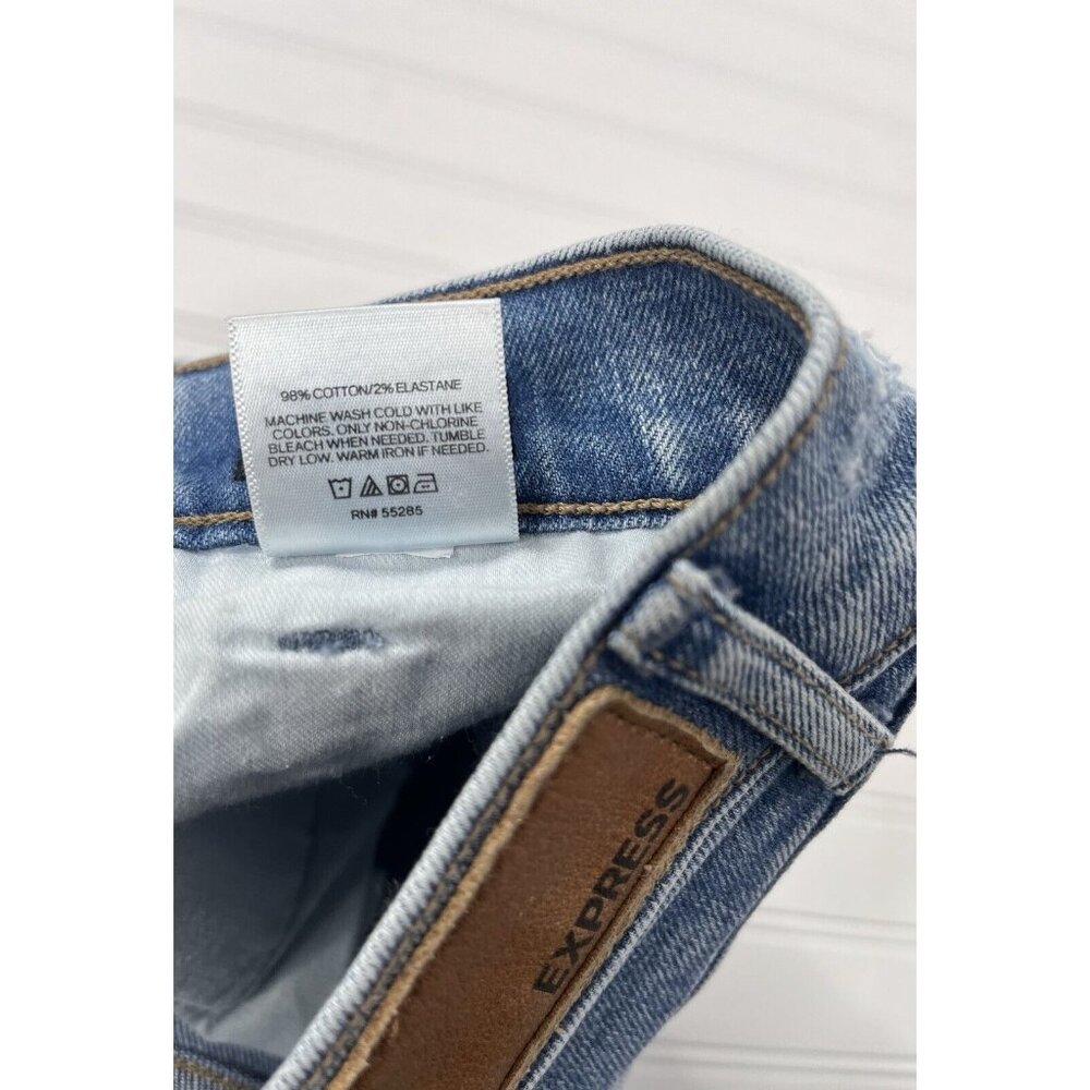 EXPRESS Women's Light Wash Distressed Raw Hem Mom Jean Super High Rise 00 - Picture 6 of 7